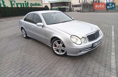 Седан Mercedes-Benz E-Class 2005 в Городку