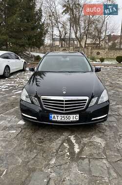 Універсал Mercedes-Benz E-Class 2011 в Івано-Франківську