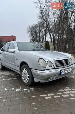 Седан Mercedes-Benz E-Class 1998 в Чернівцях