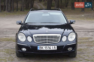 Універсал Mercedes-Benz E-Class 2008 в Золочеві