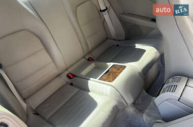 Купе Mercedes-Benz E-Class 2012 в 