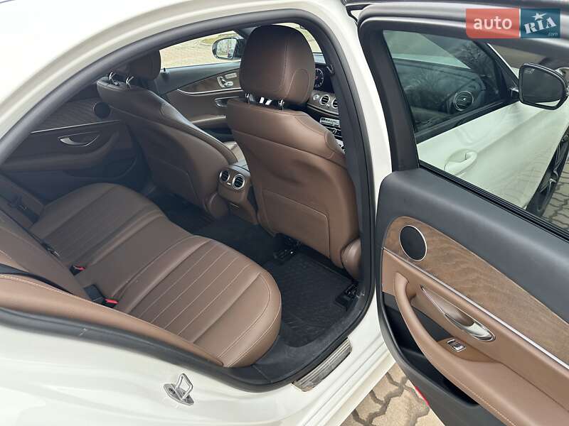 Седан Mercedes-Benz E-Class 2019 в Сумах