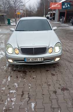 Седан Mercedes-Benz E-Class 2004 в Рівному