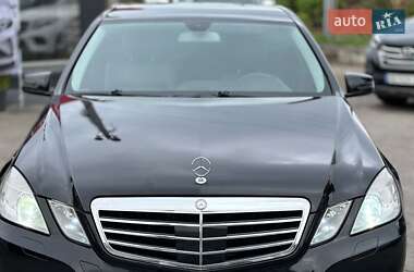 Седан Mercedes-Benz E-Class 2011 в Львові