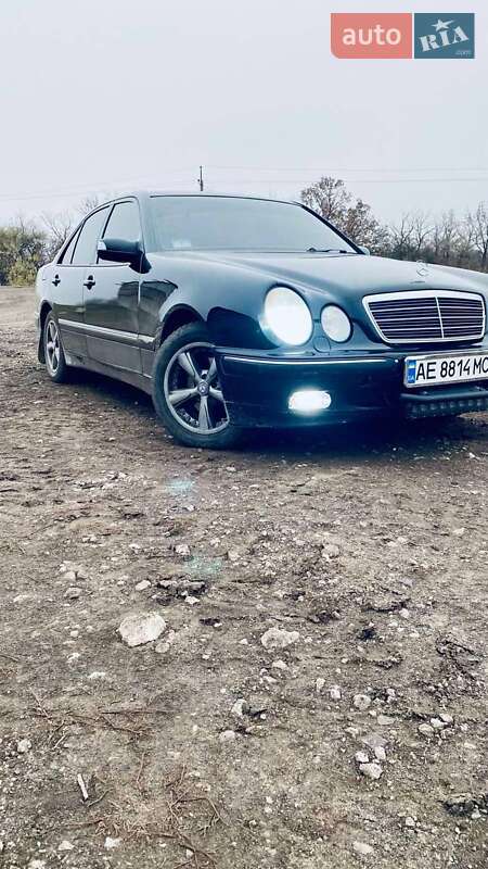 Седан Mercedes-Benz E-Class 2001 в Криничках