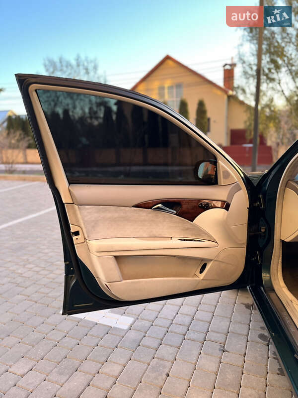 Седан Mercedes-Benz E-Class 2002 в Виннице