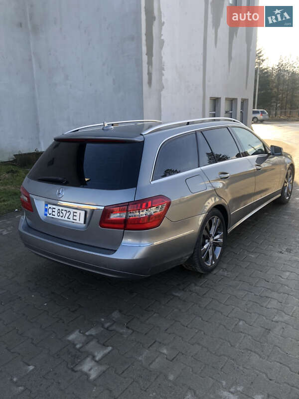 Універсал Mercedes-Benz E-Class 2010 в Сторожинці