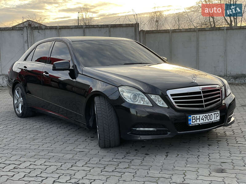 Mercedes-Benz E-Class 2012