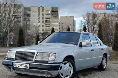 Седан Mercedes-Benz E-Class 1985 в Дрогобичі