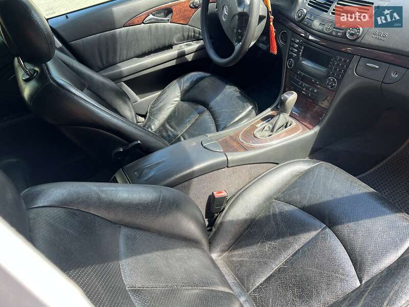 Седан Mercedes-Benz E-Class 2004 в Вінниці