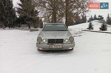 Седан Mercedes-Benz E-Class 1996 в Дубні