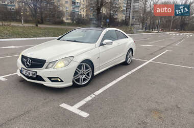 Купе Mercedes-Benz E-Class 2009 в Каменском