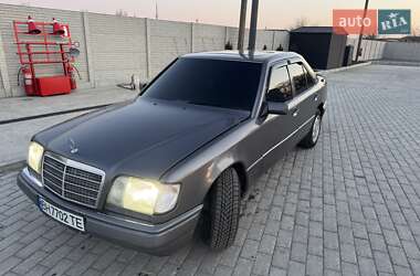 Седан Mercedes-Benz E-Class 1993 в Одессе