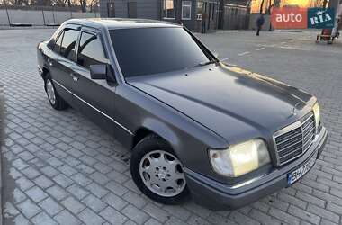 Седан Mercedes-Benz E-Class 1993 в Одесі