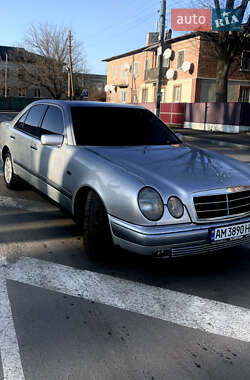 Седан Mercedes-Benz E-Class 1999 в Радомишлі