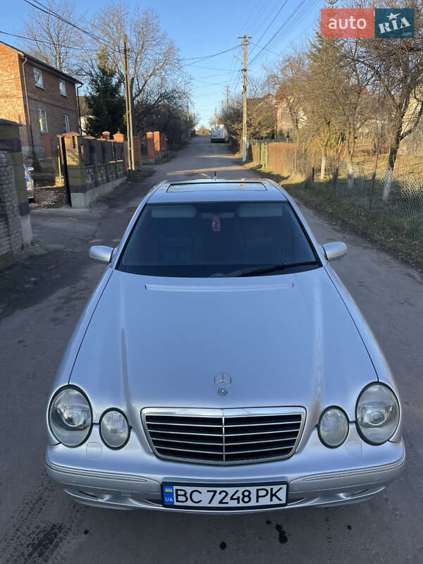 Седан Mercedes-Benz E-Class 2001 в Сокалі