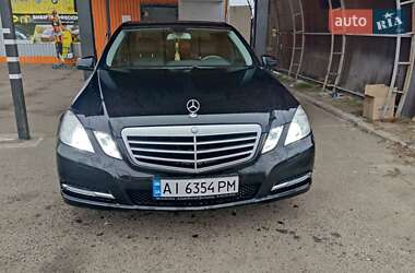 Седан Mercedes-Benz E-Class 2012 в Києві