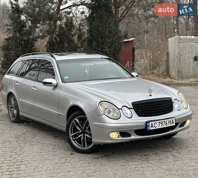 Mercedes-Benz E-Class 2005