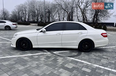 Седан Mercedes-Benz E-Class 2012 в Вінниці