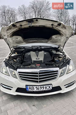 Седан Mercedes-Benz E-Class 2012 в Вінниці