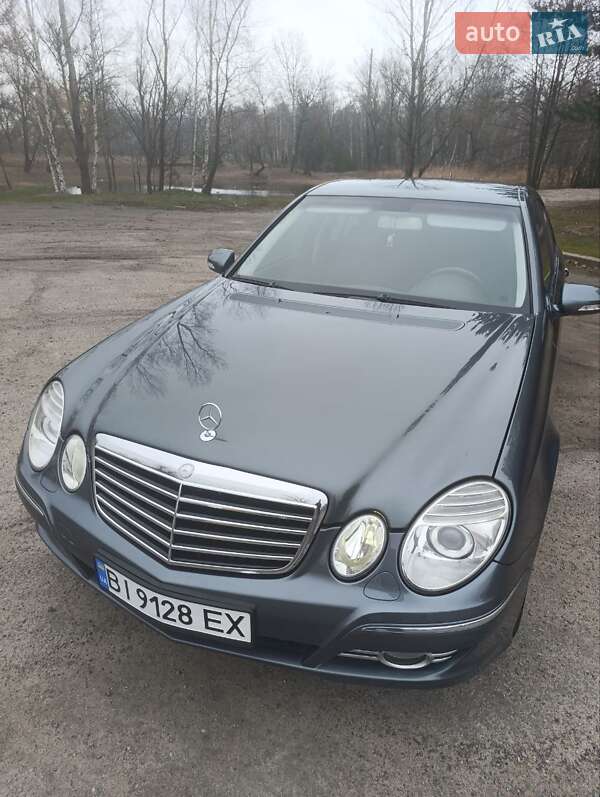 Седан Mercedes-Benz E-Class 2007 в Кременчуге