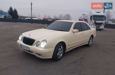 Седан Mercedes-Benz E-Class 2002 в Ковелі