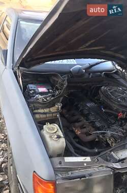 Седан Mercedes-Benz E-Class 1988 в Кропивницькому