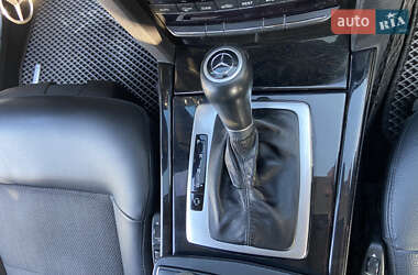Седан Mercedes-Benz E-Class 2011 в 