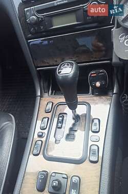 Седан Mercedes-Benz E-Class 2000 в 