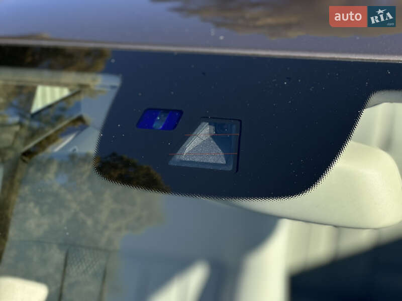 Седан Mercedes-Benz E-Class 2012 в Рівному