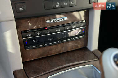 Седан Mercedes-Benz E-Class 2012 в 