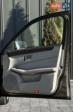 Седан Mercedes-Benz E-Class 2012 в 