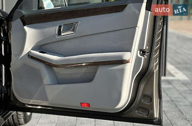 Седан Mercedes-Benz E-Class 2012 в 