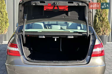 Седан Mercedes-Benz E-Class 2012 в 