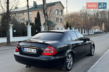 Седан Mercedes-Benz E-Class 2002 в Виннице