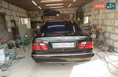 Седан Mercedes-Benz E-Class 2000 в Одессе