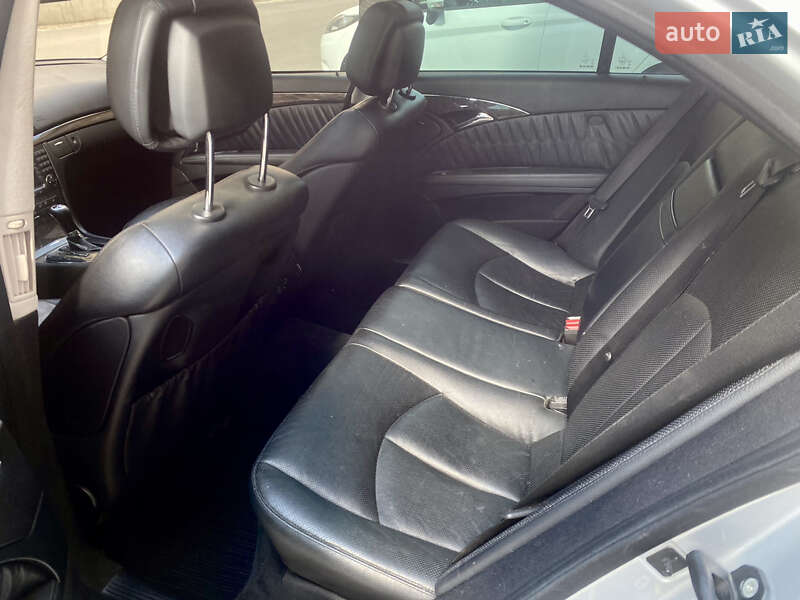 Седан Mercedes-Benz E-Class 2007 в Києві