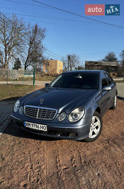 Седан Mercedes-Benz E-Class 2005 в Житомирі