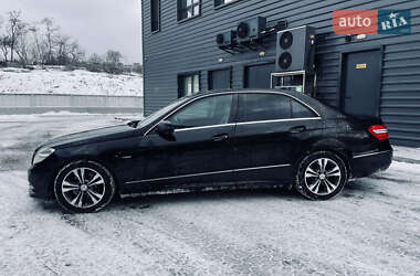 Седан Mercedes-Benz E-Class 2011 в 