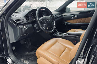 Седан Mercedes-Benz E-Class 2011 в 