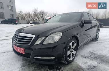 Седан Mercedes-Benz E-Class 2012 в Ровно