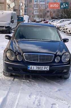 Седан Mercedes-Benz E-Class 2005 в Киеве