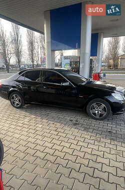 Седан Mercedes-Benz E-Class 2011 в Одессе