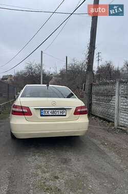 Седан Mercedes-Benz E-Class 2010 в Білій Церкві