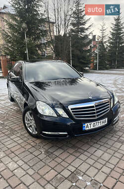 Седан Mercedes-Benz E-Class 2010 в Ивано-Франковске