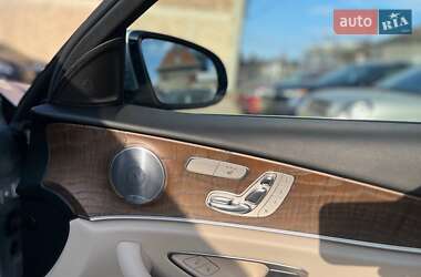 Седан Mercedes-Benz E-Class 2019 в 
