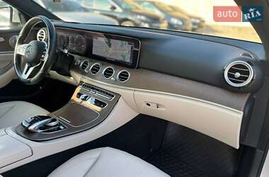 Седан Mercedes-Benz E-Class 2019 в 