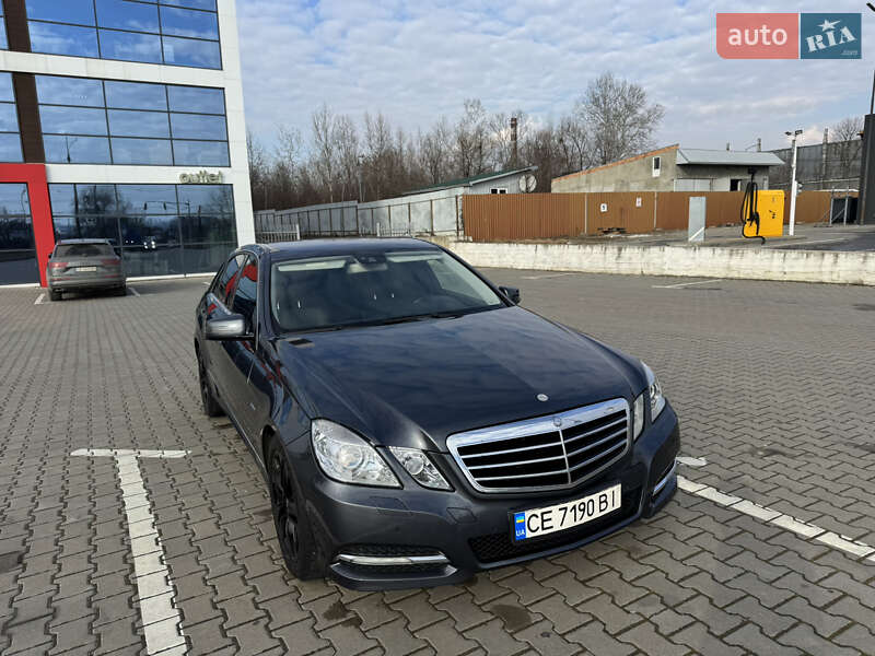 Mercedes-Benz E-Class 2011