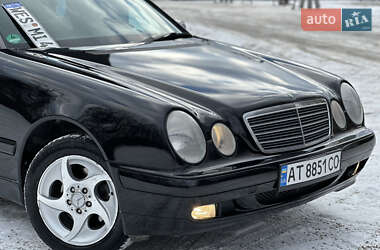 Седан Mercedes-Benz E-Class 2002 в Тернополе