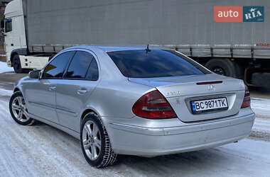 Седан Mercedes-Benz E-Class 2003 в Турке